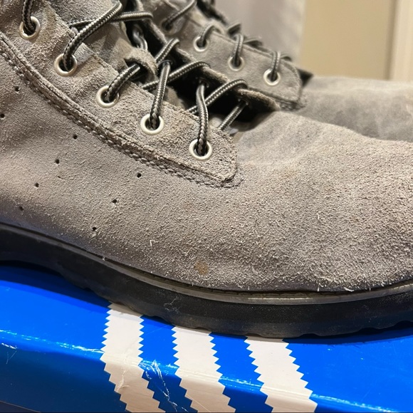 Adidas suede boots Men US 13 - Picture 4 of 15